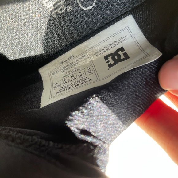 DC Black Shoes - Picture 11 of 17